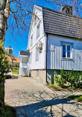 Apartment in private villa, Gryt